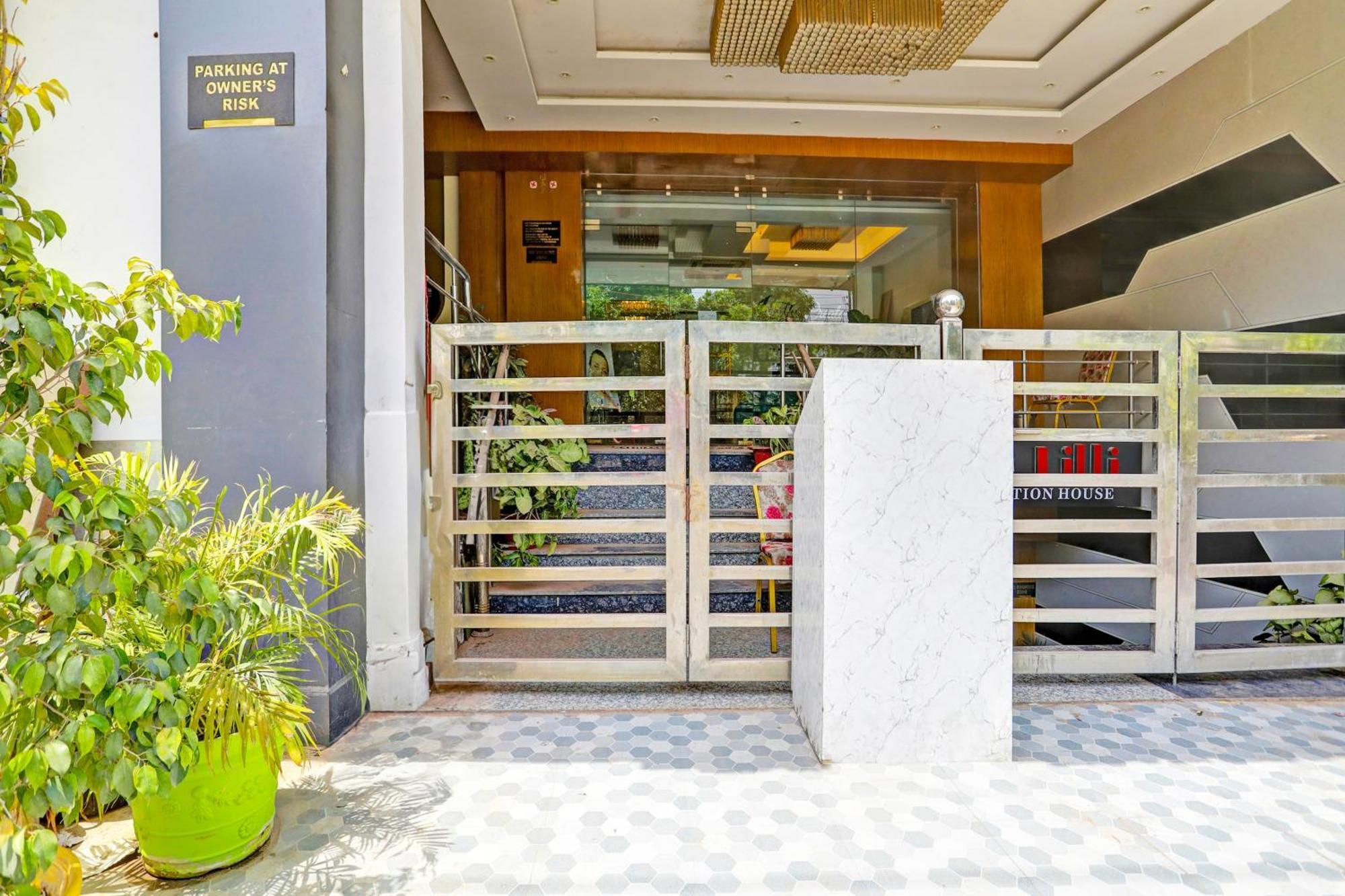 Hotel O Fish Fountain Hotel Lucknow Buitenkant foto